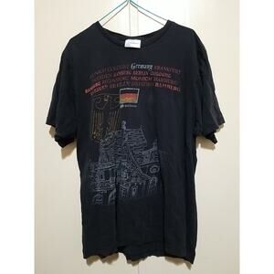 Walt Disney World Germany Epcot Showcase Shirt Mens Large Faded Vintage